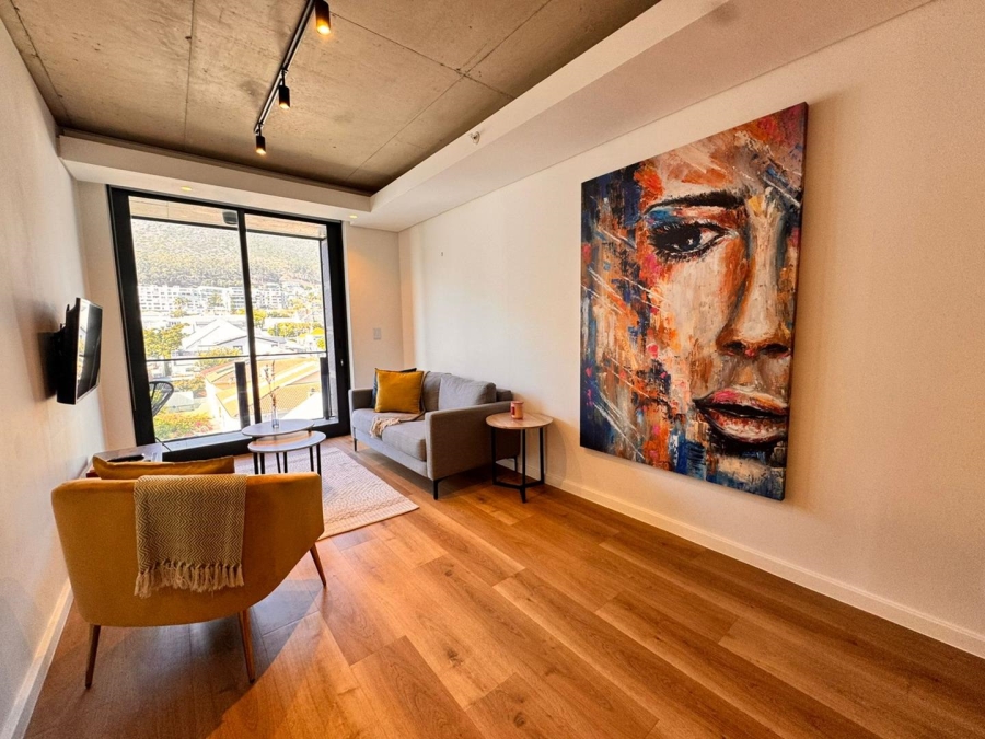 To Let 1 Bedroom Property for Rent in Sea Point Western Cape